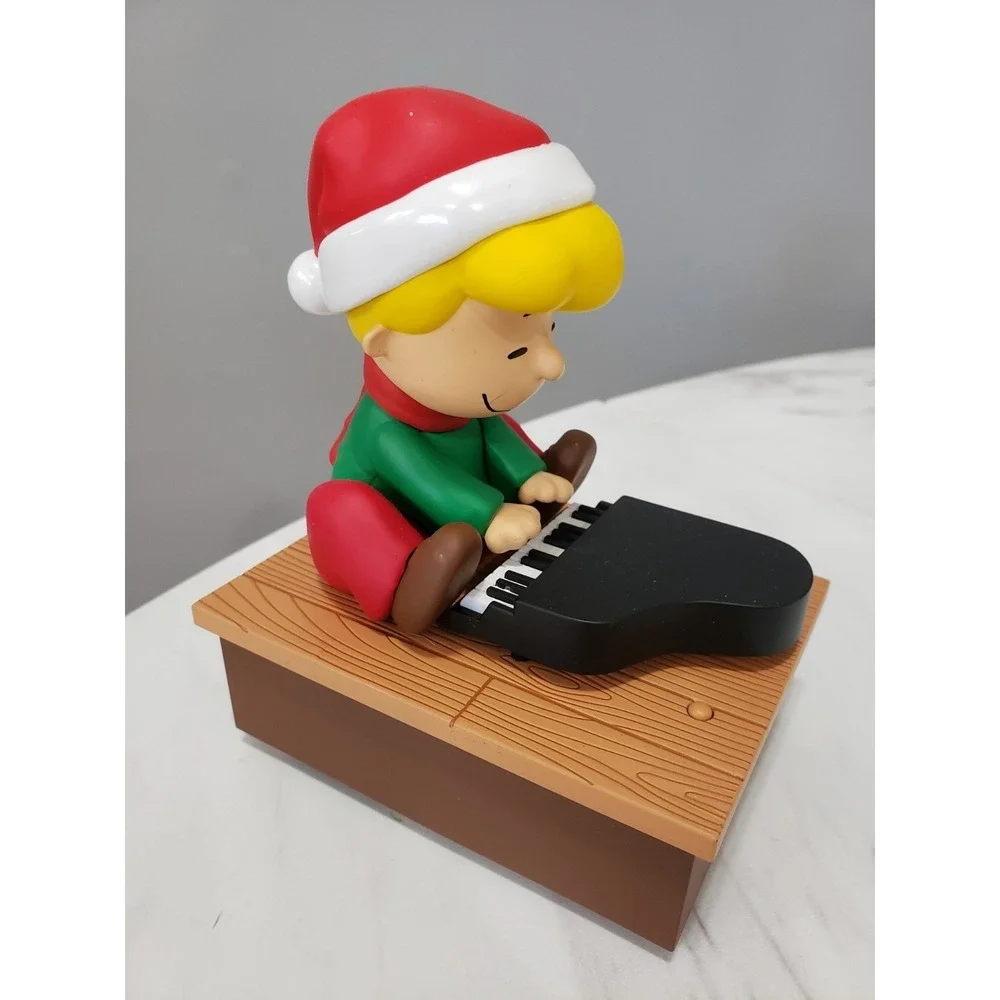 2011 Hallmark Peanuts Wireless Christmas Band Schroeder Piano Tested and Works